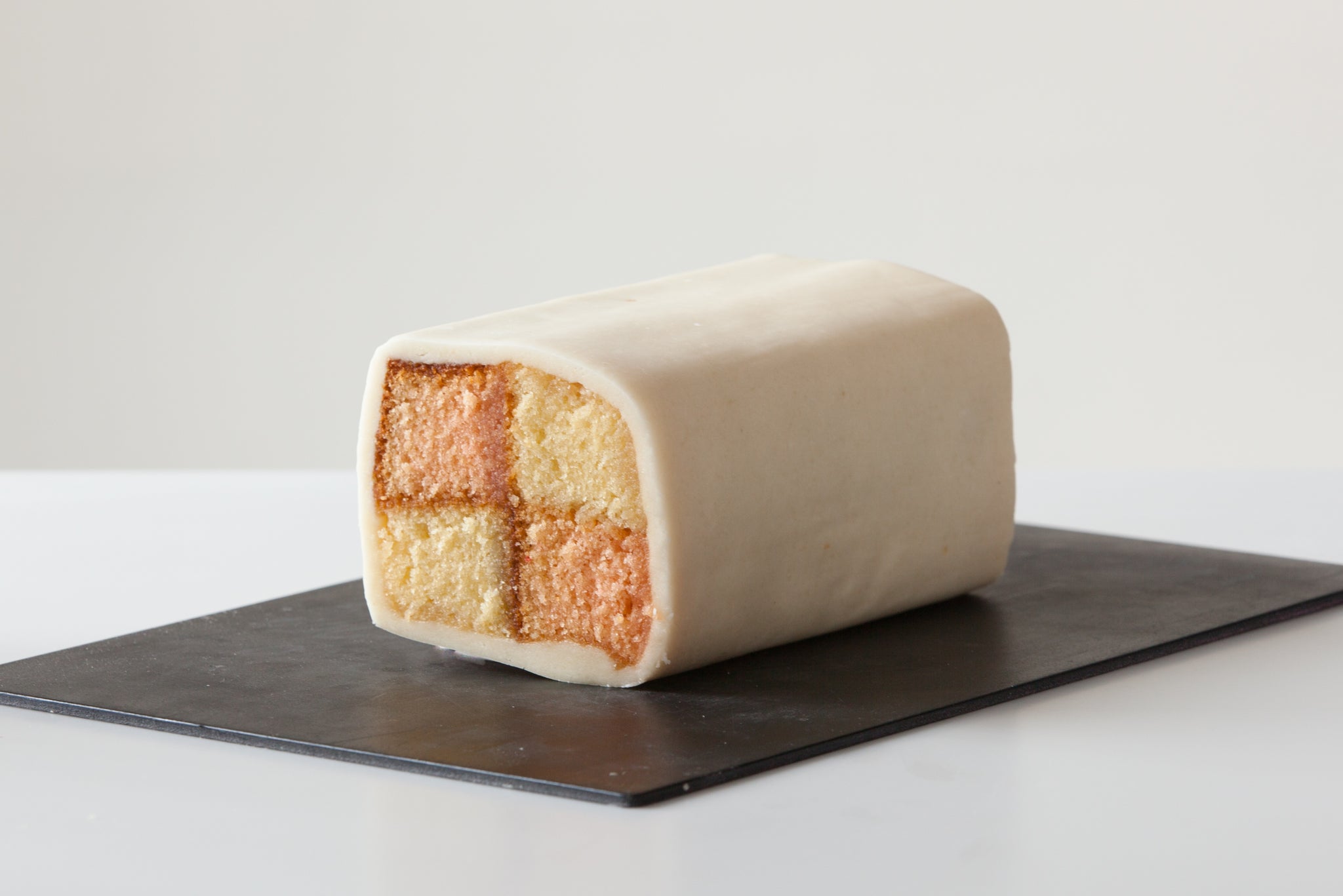 Battenberg Cake ~ Daring Bakers Challenge - Coffee and Crumpets
